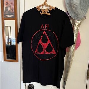 AFI Blood Triangle Design Band T-Shirt (Tagless- Fits like a M/L) 🩸